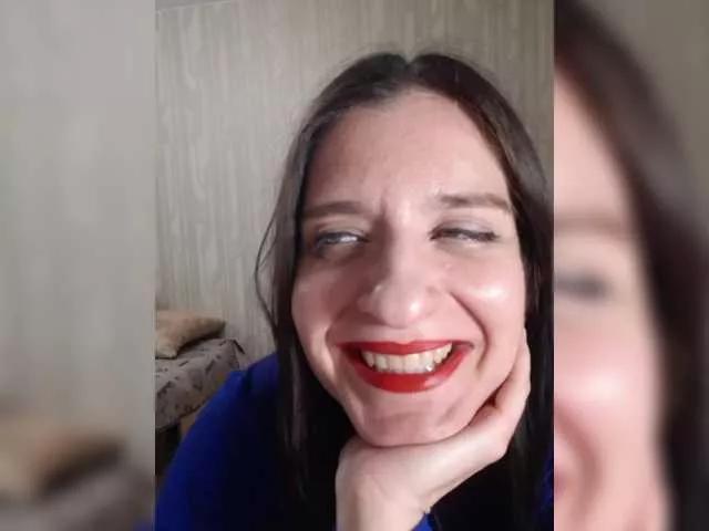 BellaTasty from BongaCams