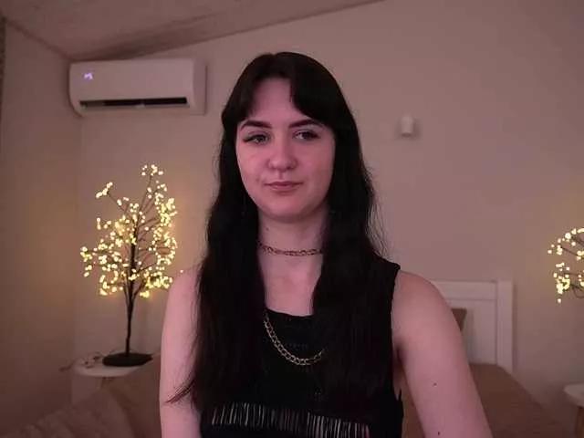 BerryDiva from BongaCams