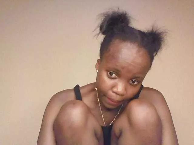 bigbaby004 from BongaCams