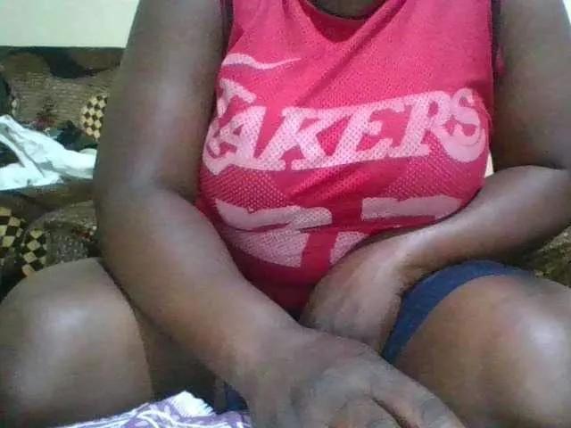 bigboobies2 from BongaCams