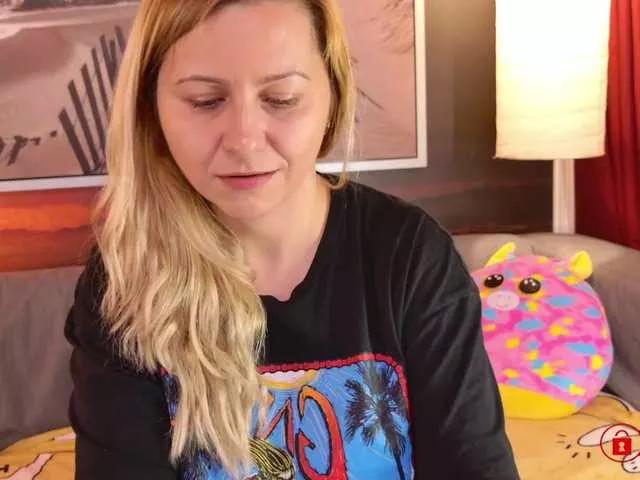 BigBoobsARRI from BongaCams