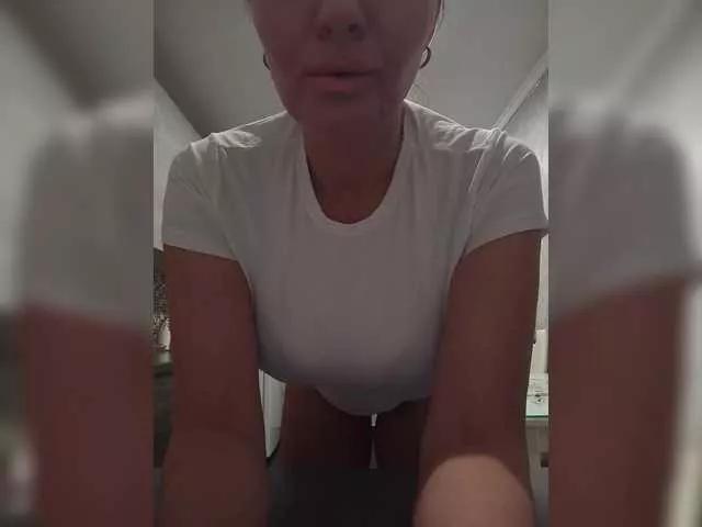 Biggirl777 from BongaCams is Freechat