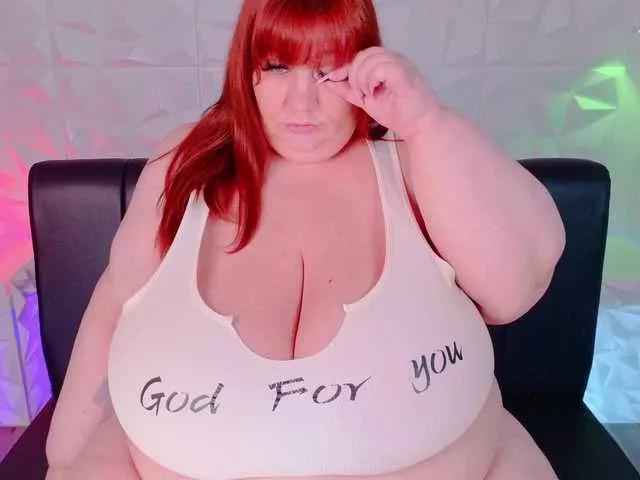 Discover our girls online shows and discover the company of countless livestreamers, with stunning shapes, sex toys and more.