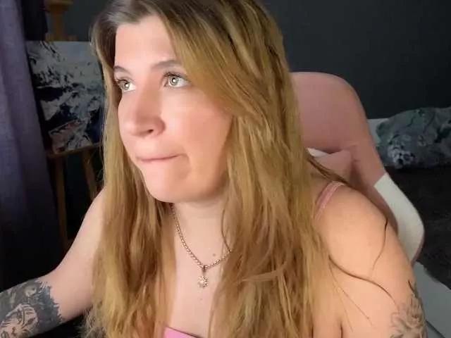 BloomBambi from BongaCams