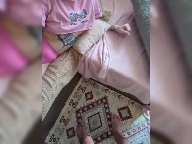 Bobby-MiMi from BongaCams