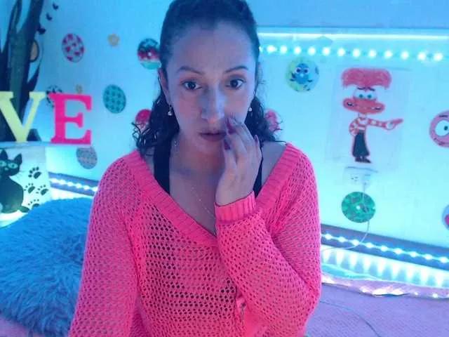 bomboncita288 from BongaCams