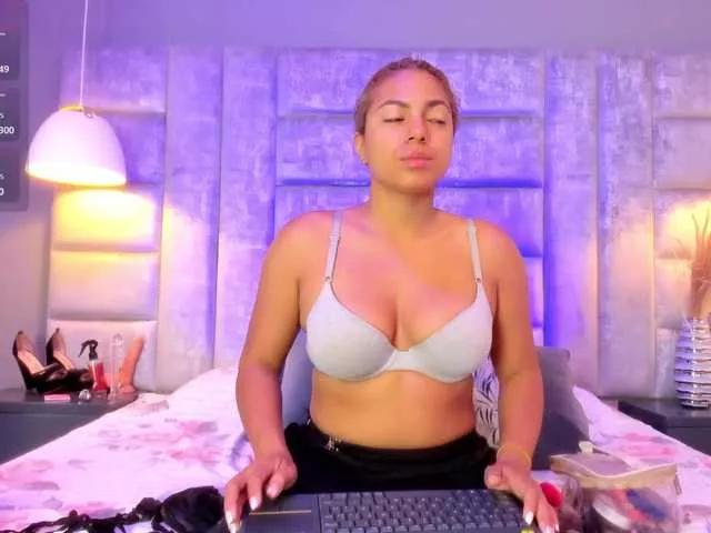 Photos of BonnieOwen from BongaCams is Freechat