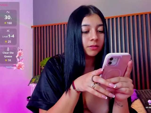 Briianataylor from BongaCams
