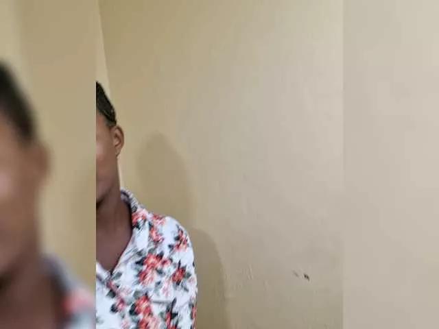 Brown-petites from BongaCams is Freechat