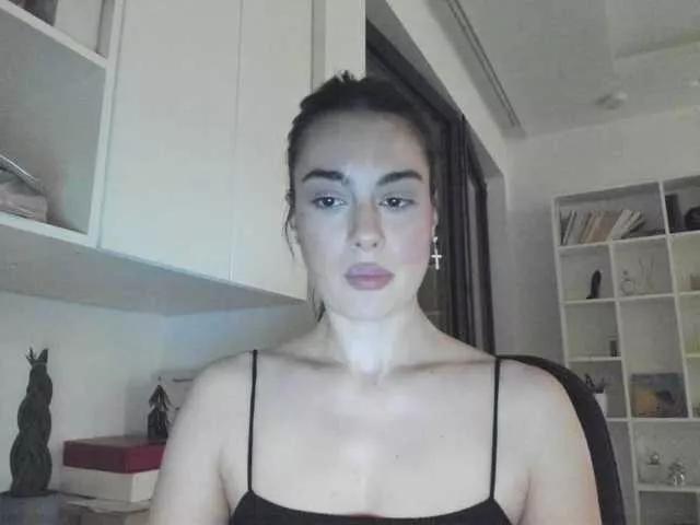 bubble-gum122 from BongaCams