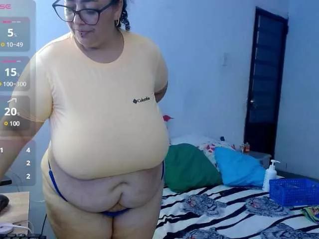 bubis-laru53 from BongaCams