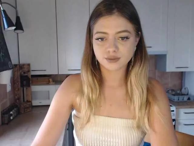BuffyFire from BongaCams