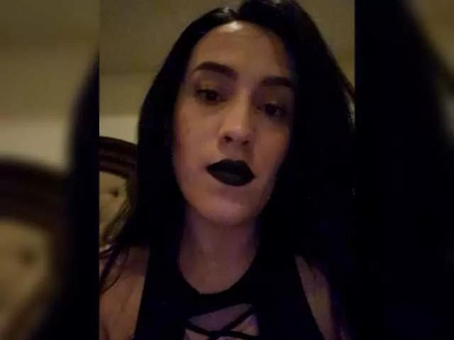 BustyVampyre from BongaCams is Freechat