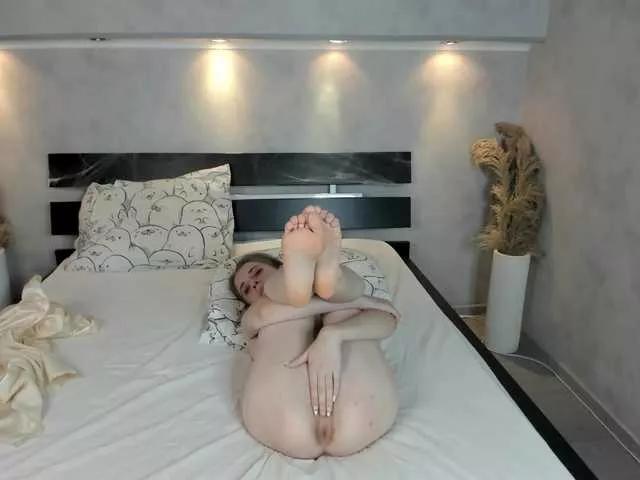 Camilla-Kelly from BongaCams is Freechat