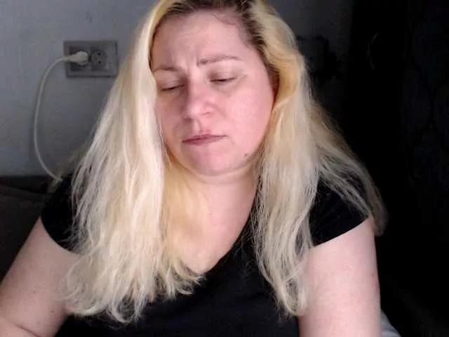 candycream74 from BongaCams is Freechat