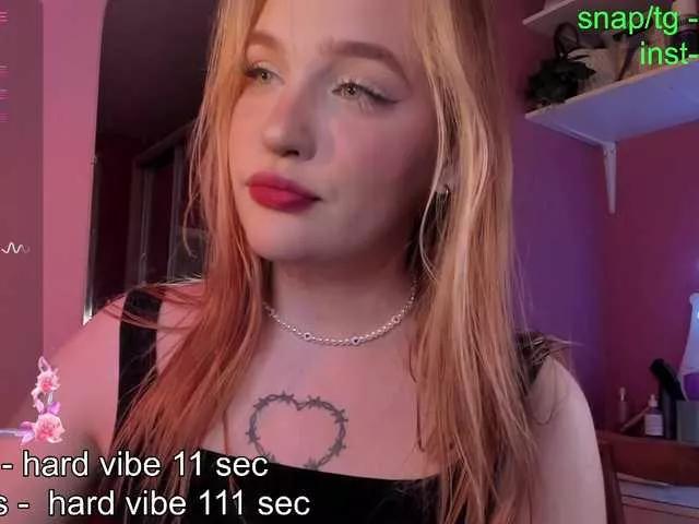 CarolineLovers from BongaCams is Freechat