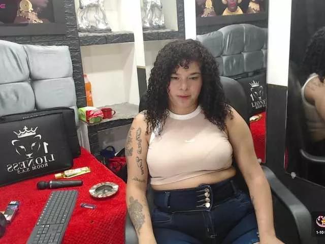 catalella-latina from BongaCams is Freechat