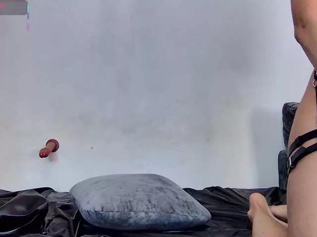 Catanadog from BongaCams