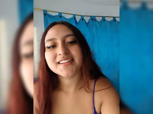Discover our girls online shows and discover the company of countless livestreamers, with stunning shapes, sex toys and more.
