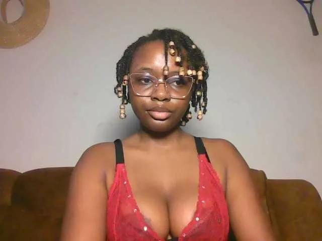 ChocoCaramel from BongaCams