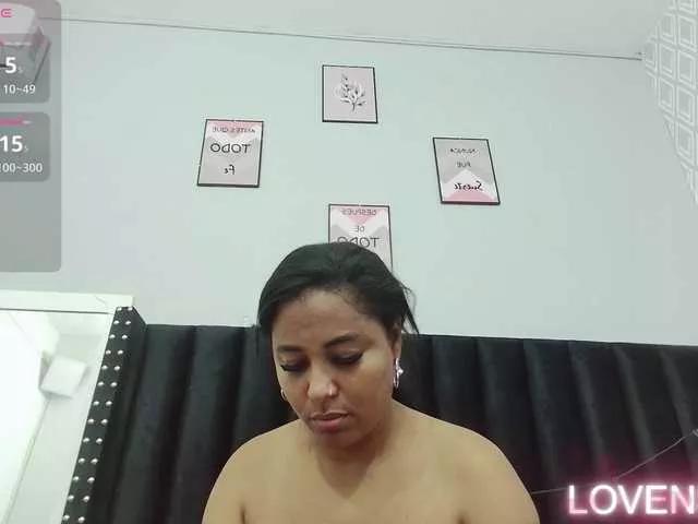 colombiamommy from BongaCams