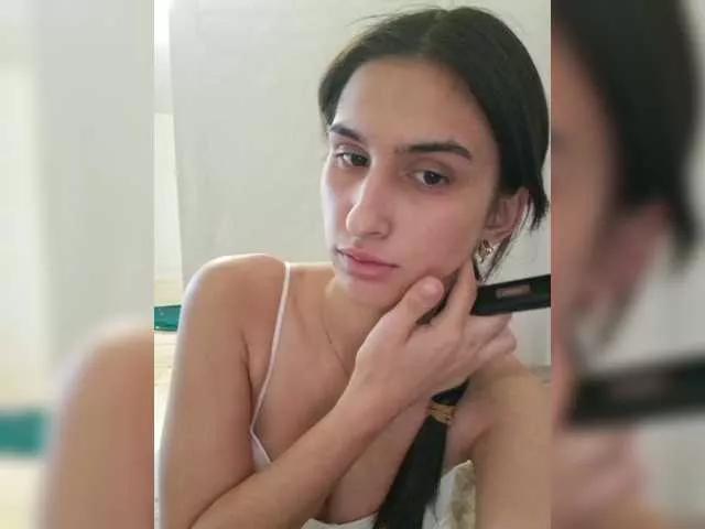 ConnieSmile from BongaCams