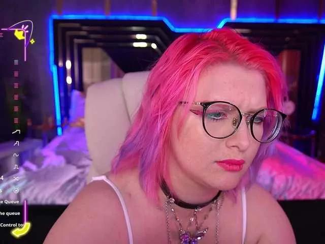 CoolTatis from BongaCams