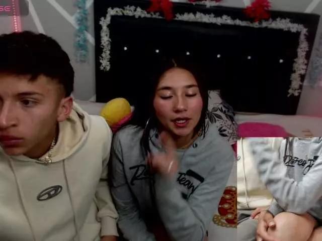 COZY7COUPLE webcams show profile image 