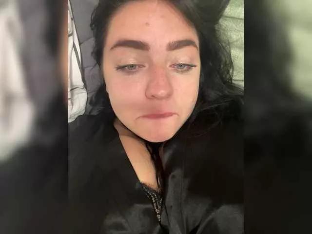 Crazypara11 webcams show profile image 