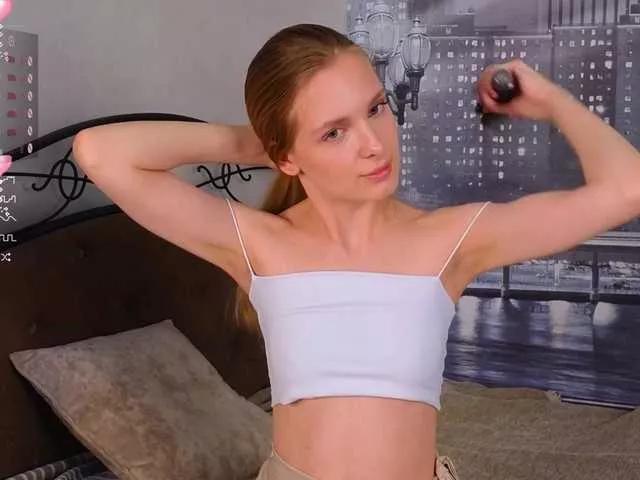 Photos of CrimsonAura from BongaCams is Freechat