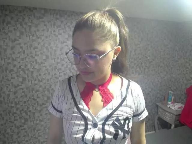 Photos of CrisstalPink from BongaCams is Freechat