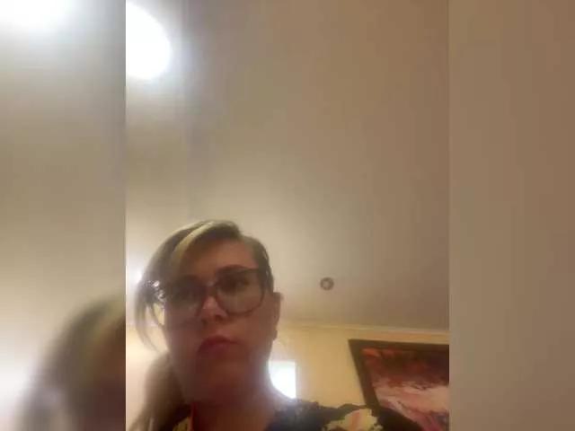 Crystal00Girl from BongaCams is Freechat