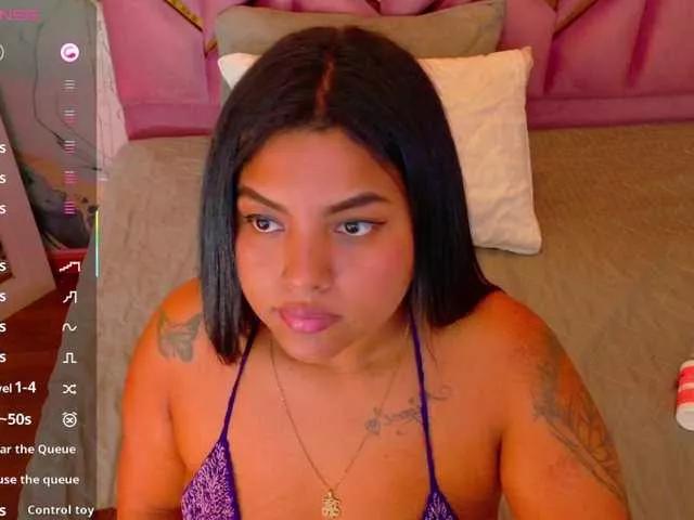 curvybrunnett from BongaCams is Freechat