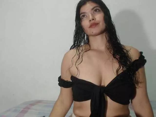 Dana-25 from BongaCams