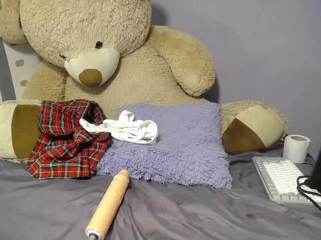 Danny-Shy from BongaCams