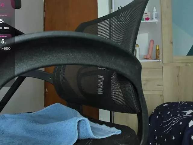 Danny-skinny from BongaCams