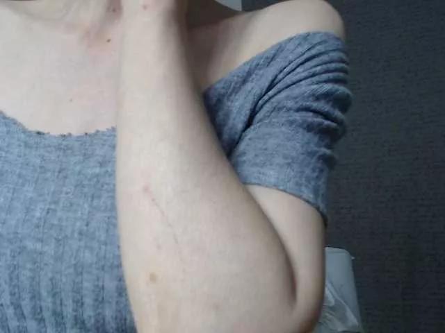 deadivina from BongaCams