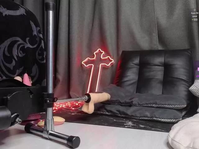 Try the ultimate customizable adult broadcasting sex cam shows with our milf page. From Cocktwerking to girlswithguns, we've got the sexiest and most enticing cam shows for you to enjoy.