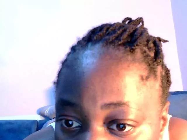 Divine-asss from BongaCams