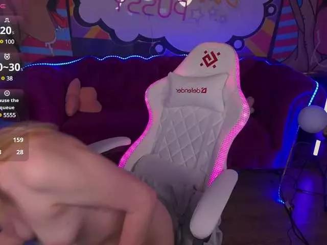 DivineJass from BongaCams