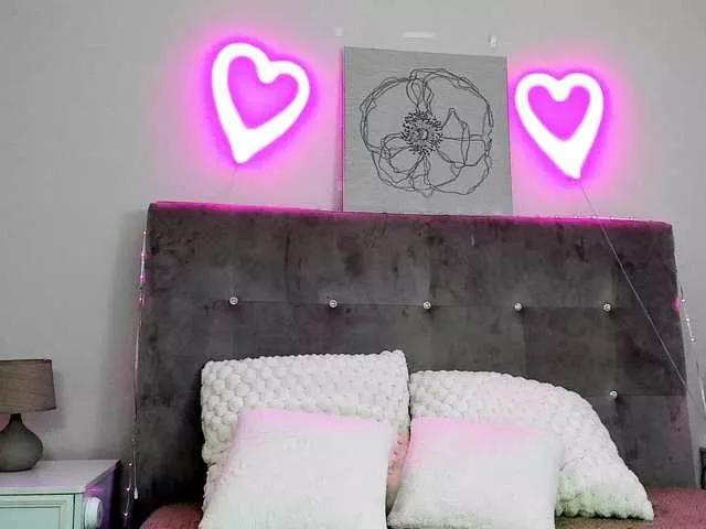 dream-kayla from BongaCams is Freechat