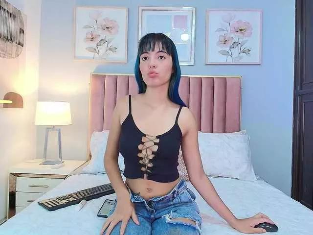 ElektraBlue from BongaCams