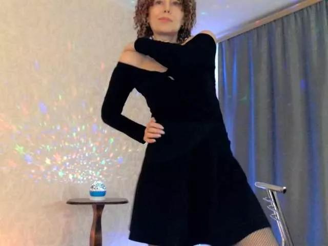 Elenaza1001 from BongaCams