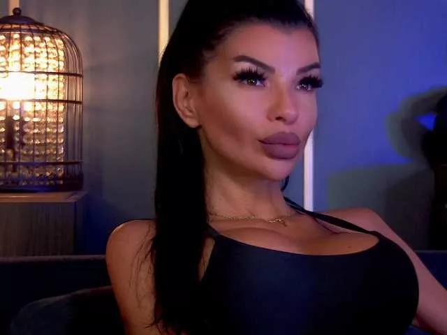 EleniaDevons from BongaCams