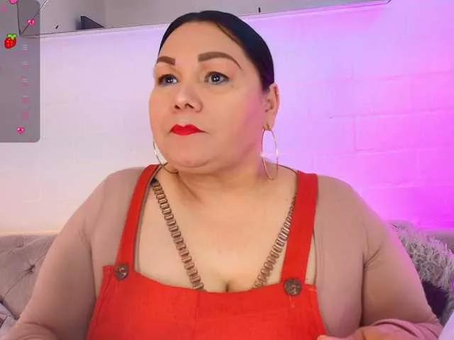 EllenaBoobs from BongaCams