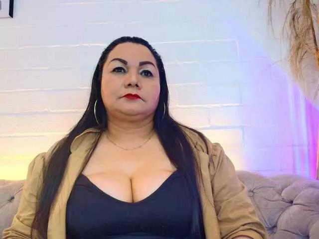 EllenaBoobs from BongaCams