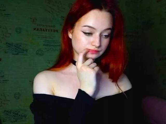 emiless from BongaCams is Freechat