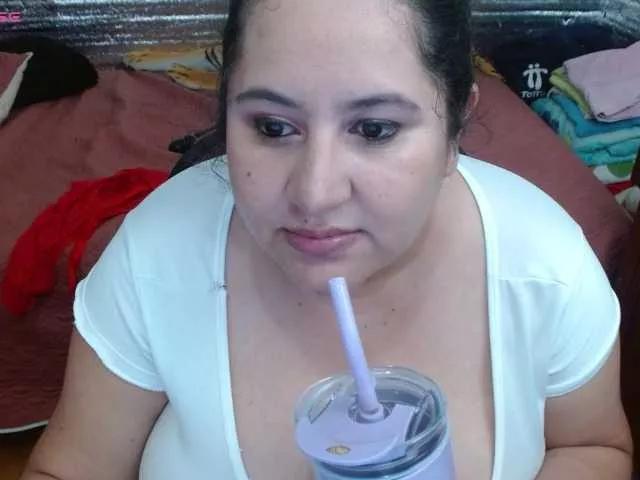 emilynessa from BongaCams is Freechat