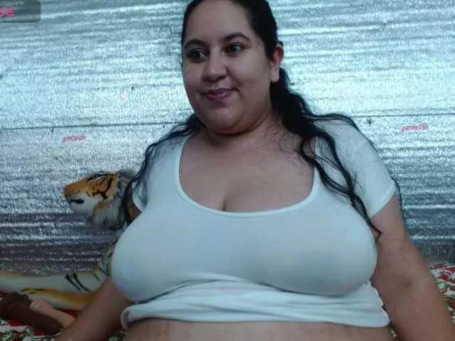 emilynessa from BongaCams is Freechat