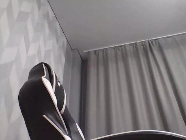 emma-sweet777 from BongaCams is Freechat